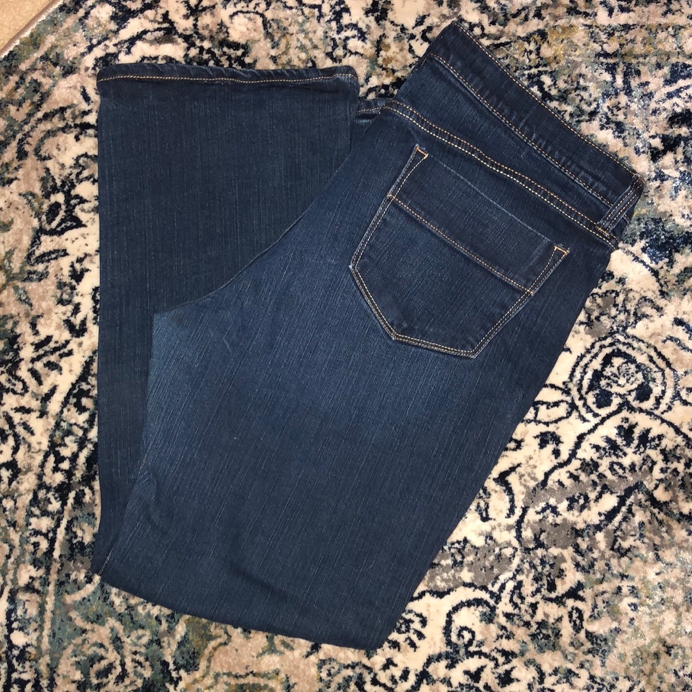 Boot cut jeans
